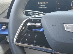 Cadillac OPTIQ Luxury 4dr w/1SC 2026