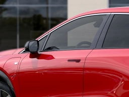 Cadillac OPTIQ Luxury 4dr w/1SC 2026