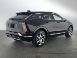 Cadillac OPTIQ Luxury 4dr w/1SC 2026