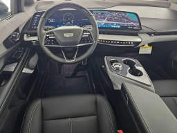 Cadillac OPTIQ Luxury 4dr w/1SC 2026