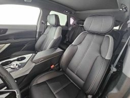 Cadillac OPTIQ Luxury 4dr w/1SC 2026