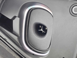 Cadillac OPTIQ Luxury 4dr w/1SC 2026