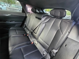 Cadillac OPTIQ Luxury 4dr w/1SC 2026