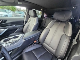 Cadillac OPTIQ Luxury 4dr w/1SC 2026