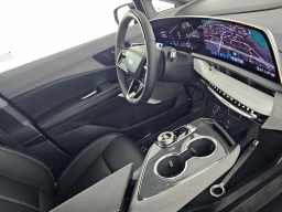 Cadillac OPTIQ Luxury 4dr w/1SC 2026