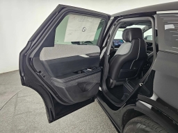 Cadillac OPTIQ Luxury 4dr w/1SC 2026