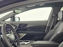 Cadillac OPTIQ Luxury 4dr w/1SC 2026