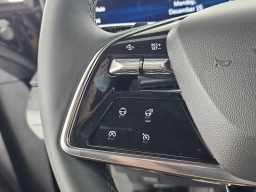 Cadillac OPTIQ Luxury 4dr w/1SC 2026