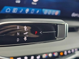 Cadillac OPTIQ Luxury 4dr w/1SC 2026