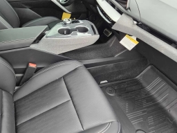 Cadillac OPTIQ Premium Luxury 4dr w/1SE 2026