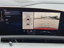 Cadillac OPTIQ Premium Luxury 4dr w/1SE 2026