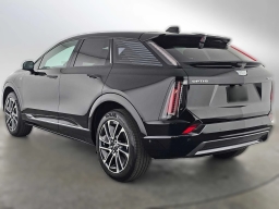 Cadillac OPTIQ Sport 4dr w/1SF 2026