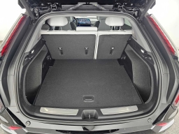 Cadillac OPTIQ Sport 4dr w/1SF 2026