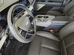 Cadillac OPTIQ Sport 4dr w/1SF 2026