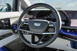 Cadillac OPTIQ Sport 4dr w/1SF 2026