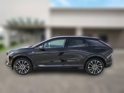 Cadillac OPTIQ Sport 4dr w/1SF 2026