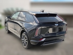 Cadillac OPTIQ Sport 4dr w/1SF 2026