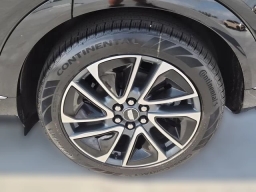 Cadillac OPTIQ Sport 4dr w/1SF 2026