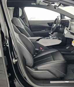 Cadillac OPTIQ Sport 4dr w/1SF 2026