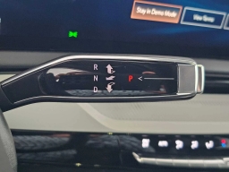 Cadillac OPTIQ Sport 4dr w/1SF 2026