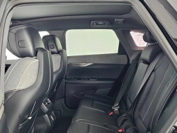 Cadillac OPTIQ Sport 4dr w/1SF 2026