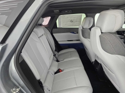 Cadillac OPTIQ Sport 4dr w/1SF 2026