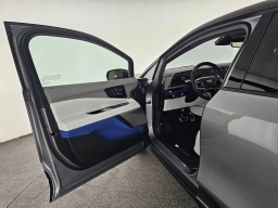 Cadillac OPTIQ Sport 4dr w/1SF 2026