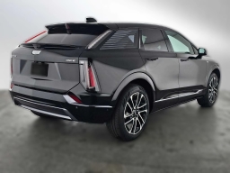 Cadillac OPTIQ Sport 4dr w/1SF 2026