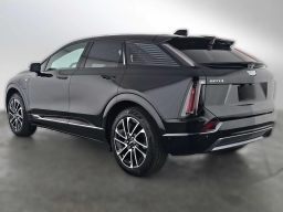 Cadillac OPTIQ Sport 4dr w/1SF 2026