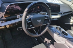 Cadillac OPTIQ Sport AWD 4dr w/1SH 2025