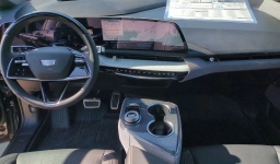 Cadillac OPTIQ Sport AWD 4dr w/1SH 2025