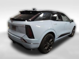 Cadillac OPTIQ OPTIQ-V 4dr 2026