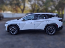 Hyundai Tucson SEL FWD 2025