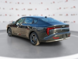 Kia K4 LXS Sedan 2026