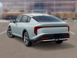 Kia K4 LXS Sedan 2026