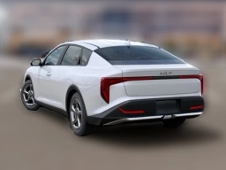 Kia K4 LXS Sedan 2026