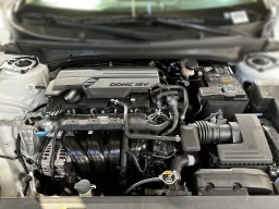 Kia K4 LXS Sedan 2026