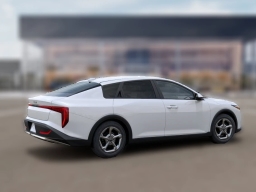 Kia K4 LXS Sedan 2026