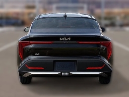 Kia K4 LXS Sedan 2026