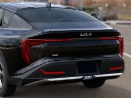 Kia K4 LXS Sedan 2026