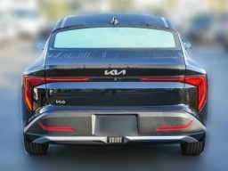 Kia K4 LXS Sedan 2026