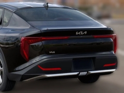 Kia K4 LXS Sedan 2026
