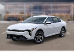 Kia K4 LXS Sedan 2026