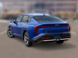 Kia K4 LXS Sedan 2026