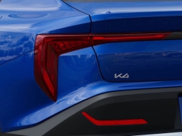 Kia K4 LXS Sedan 2026