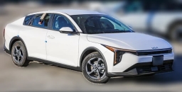 Kia K4 LXS Sedan 2026