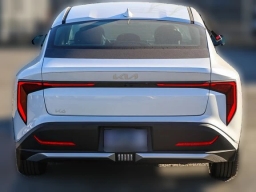 Kia K4 LXS Sedan 2026