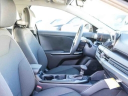 Kia K4 LXS Sedan 2026