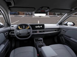 Kia K4 LXS Sedan 2026