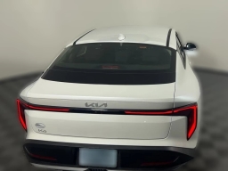 Kia K4 LXS Sedan 2026